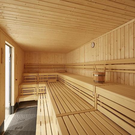 Reetland Am Meer - Luxus Reetdachvilla Mit 3 Schlafzimmern, Sauna Und Kamin F15 Dranske Extérieur photo
